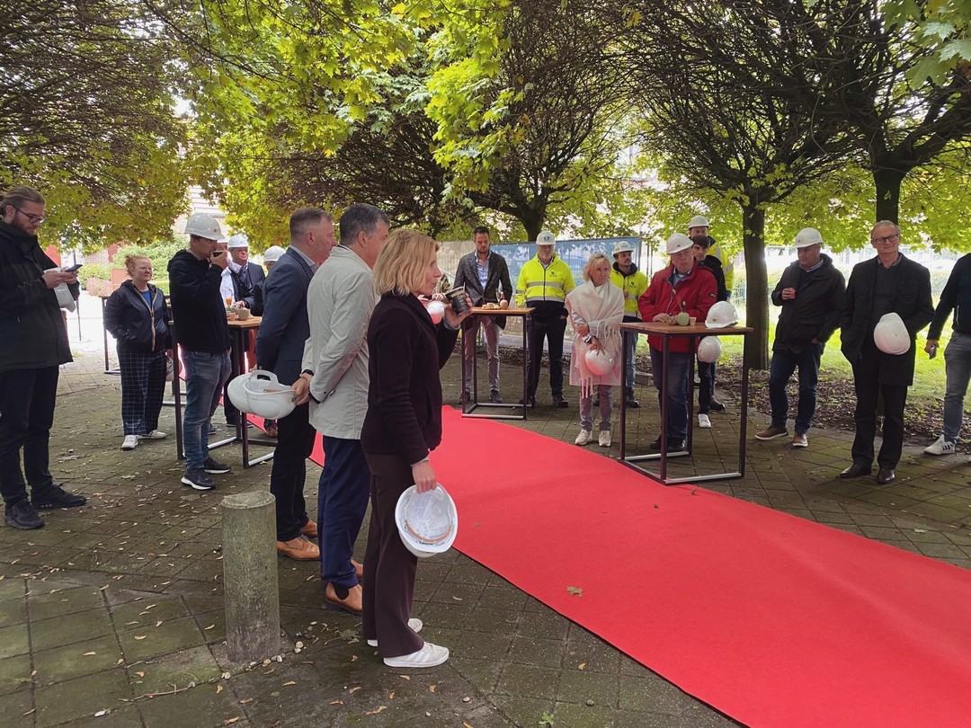 Op 1 oktober 2024 ging het bouwproject aan de Abeelstraat officieel van start…