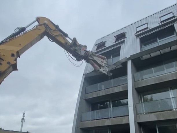 Op 1 oktober 2024 ging het bouwproject aan de Abeelstraat officieel van start…